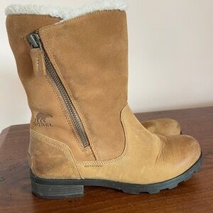 Sorel Women's Leather Waterproof Winter Boot (Size 8)